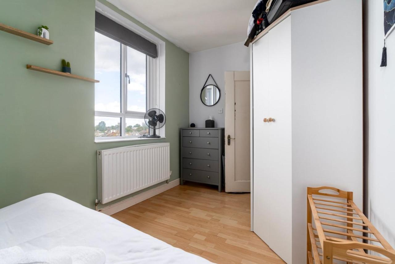 Appartamento Guestready - A Perfect Retreat In Dalston Londra Esterno foto